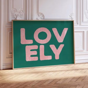 Preciosa decoración de pared en rosa y verde, preciosa impresión tipográfica, póster horizontal retro moderno y llamativo, decoración moderna y bonita para dormitorio, preciosa cita artística en negrita