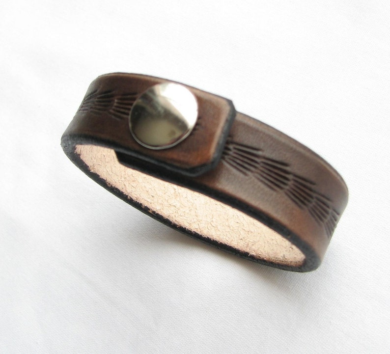 Narrow Leather Bracelet / Wristband Brown w Tooled Feathered Design image 5