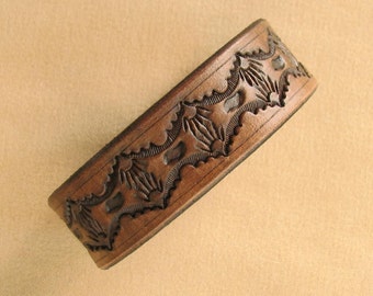 Retro Leather Bracelet  - Brown Hand Tooled Wristband - Narrow Bracelet - Top Quality New Full Grain Leather - Staccato Design