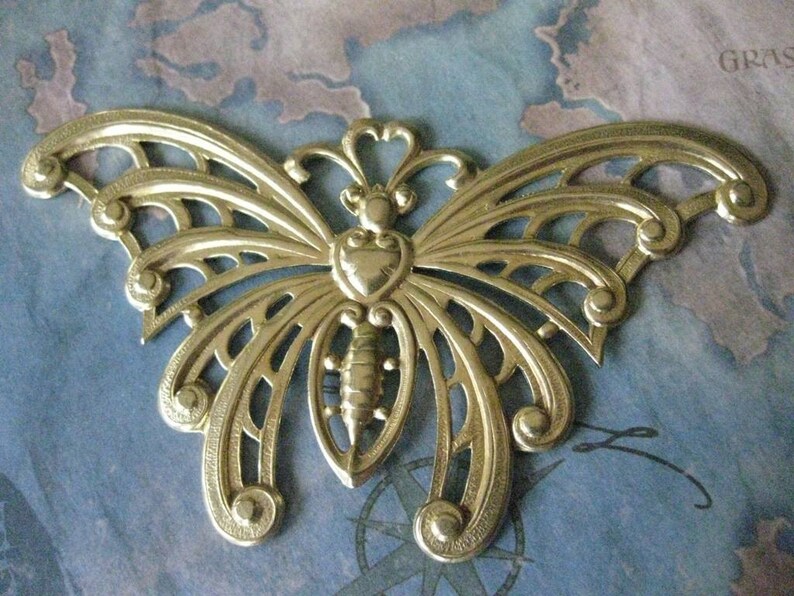 1 PC Large Raw Brass Nouveau Lace Wing Butterfly 0007T