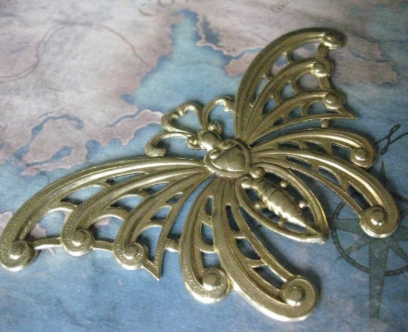 1 PC Large Raw Brass Nouveau Lace Wing Butterfly 0007T
