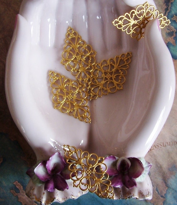 2 PC Round floral Victorian filigree raw brass PP10