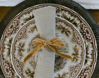Velvet Bow Napkin Rings | Holiday Table Decor.