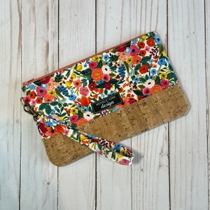 CORK WRISTLET | cork clutch, cork leather bag, zipper wristlet, cork purse for women, Rifle Paper Co. Wildwood Garden Party, cream