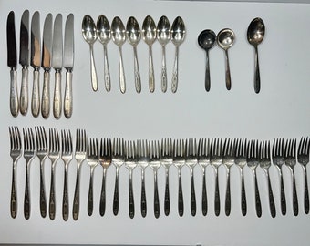 32 pcs Lot Grovsenor Silver plate 1921 Oneida Vintage Silverware Set Flatware some are Monogram letter Y Fork Spoon Knife Replacement Crafts