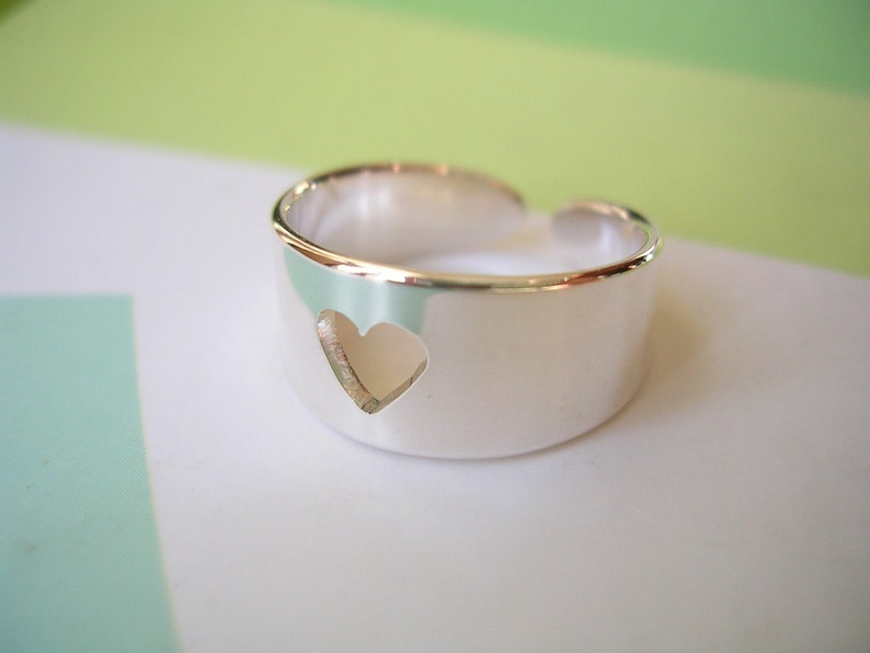 Argentium Silver 935 Cut Out Heart Design Sterling Silver Wide Heart Toe Ring