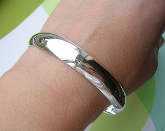 Simple Silver Bangle - Genuine Solid Sterling Silver 925.