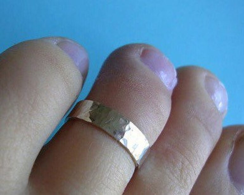 Silver Toe Ring  4mm Flat with shimmer finish image 1