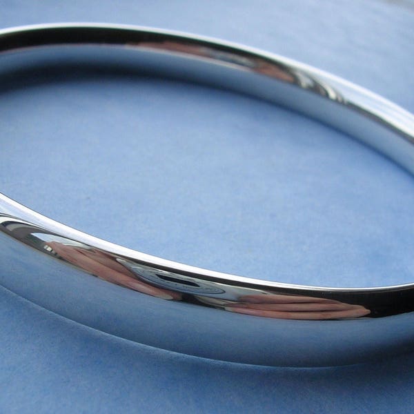 Solid Silver Bangle - Sterling Silver Comfort Fit Bangle. Heavyweight Silver Bracelet