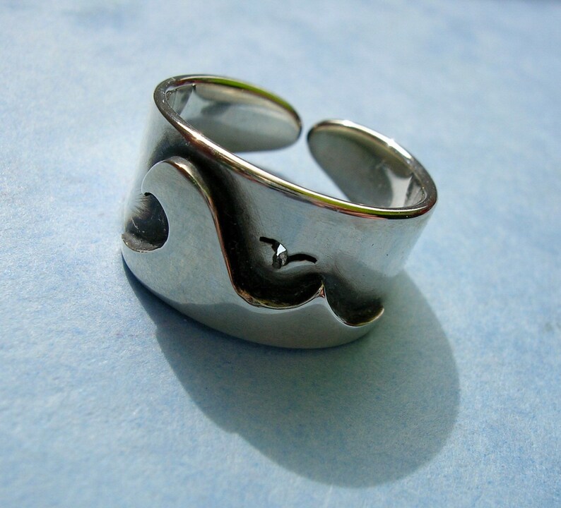 Silver Waves Toe Ring High Quality Sterling Silver 925. image 1