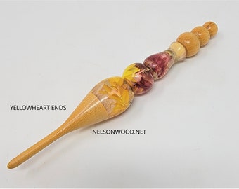 Mixed Straw Flower Hand Turned Crochet Hook Made in USA by Texas Artist Bryan Nelson