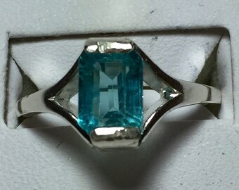 Blue apatite silver ring