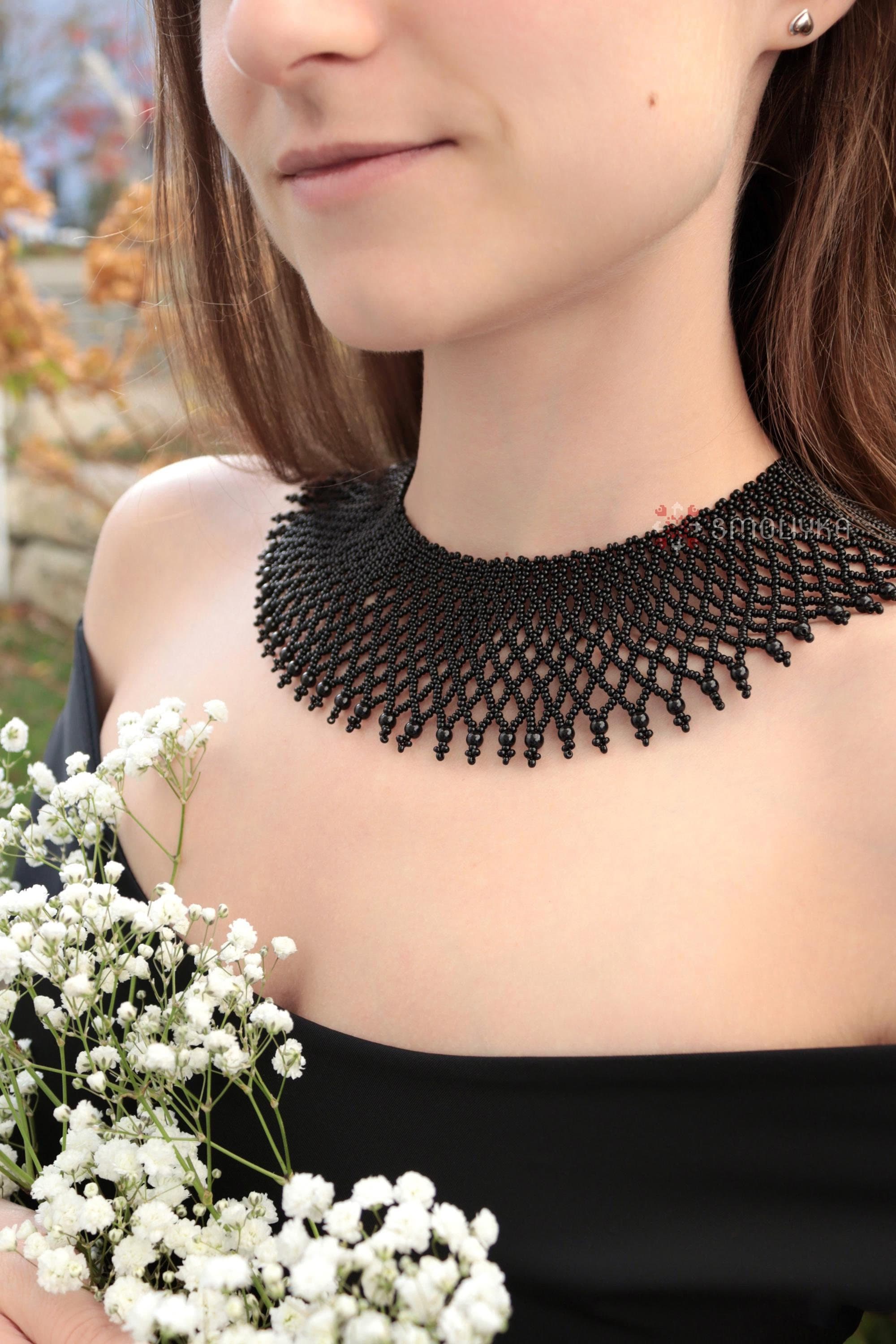 Collane Choker con Fiocco in Velluto e Perle, Gioielli alla Moda 2024, Collane Lunghe Regolabili con Fiocco per Donne