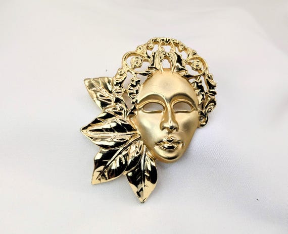 Vintage Golden Mask Brooch, Theatrical Face Pin, Victorian Style Brooch, Statement Gold-Tone Jewelry