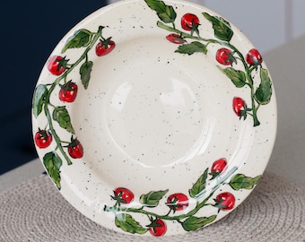 Plato de pasta de cerámica con forma de tomate y mantel individual redondo beige de ganchillo, regalo de cerámica hecho a mano
