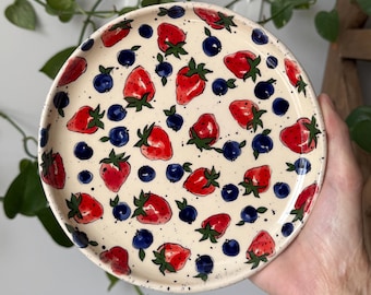Stoneware dessert plate, snack plate with strawberry design, hand painted pottery, food safe dinner plate