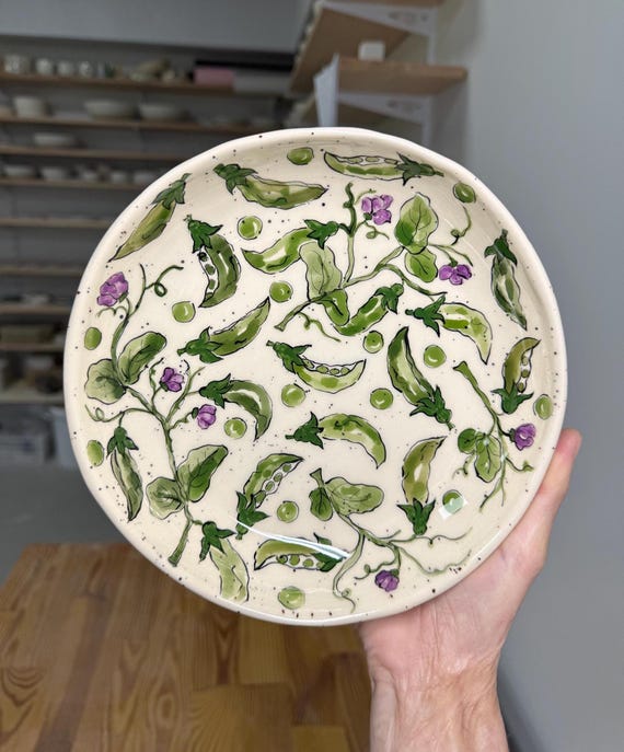 Handbemalte Erbsen Salat tiefe Teller, Gemüseschale aus Steingut, Keramik Geschenk, Lebensmittelecht