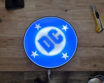 DC Logo light