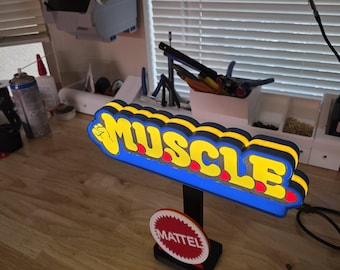 M.U.S.C.L.E. Men LED Lightbox Sign | Retro 80s Toy Logo Decor | USB Powered 3D Printed Collector Display | Vintage Toy Room Light