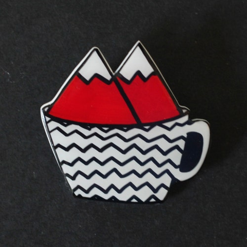 Damn Fine Twin Peaks Brooch / Pin