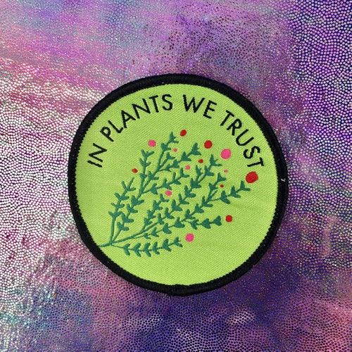 In Plants We Trust Iron-on Woven Patch / Green Witch Patch