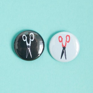 Scissors One Inch Button