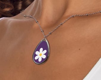 Lila prästkrage-halsband: Blommiga smycken