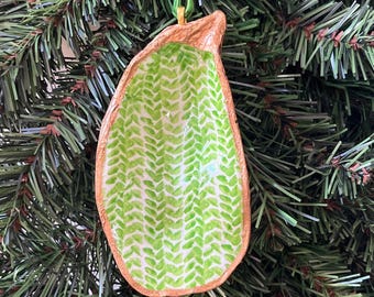 Green Leaves Oyster Shell Ornament, Trinket Dish