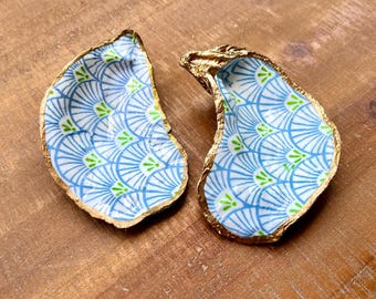 Periwinkle and Green Scallop Pattern Oyster Shell, Trinket Dish, Handmade