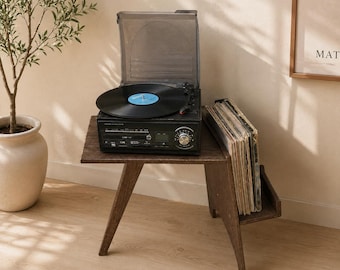 Supporto per giradischi: contenitore in legno per dischi in vinile con ripiano per giradischi, elegante espositore per strumenti musicali.