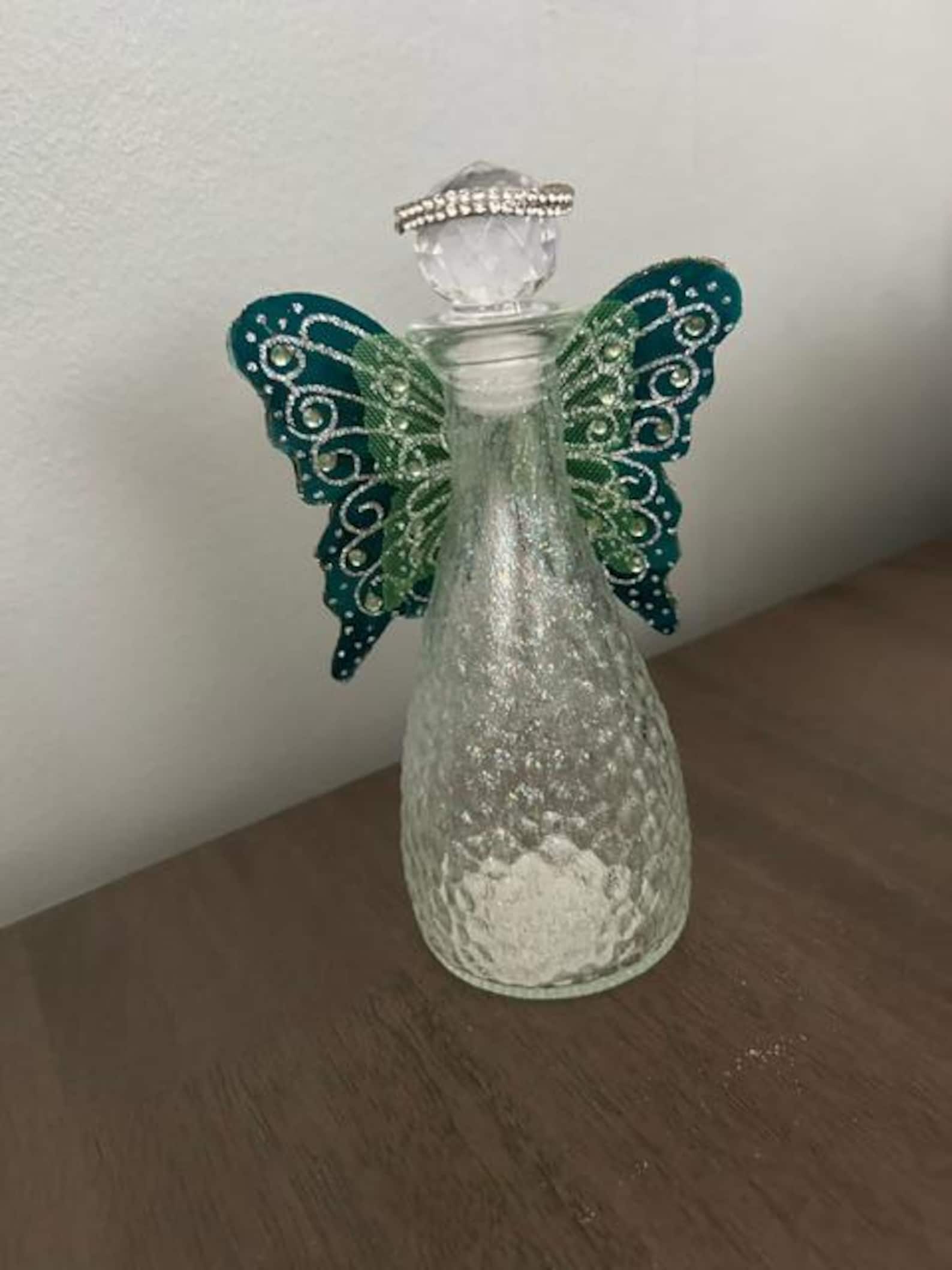 180 Degrees Glass Angel Figure, 2 Styles Available main image 0