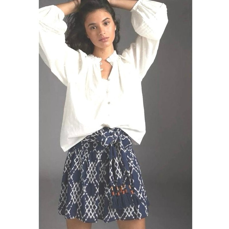 ANTHROPOLOGIE RIMBAUD SKIRT Tie Waist Mini Blue White Tassel Medium immagine 1