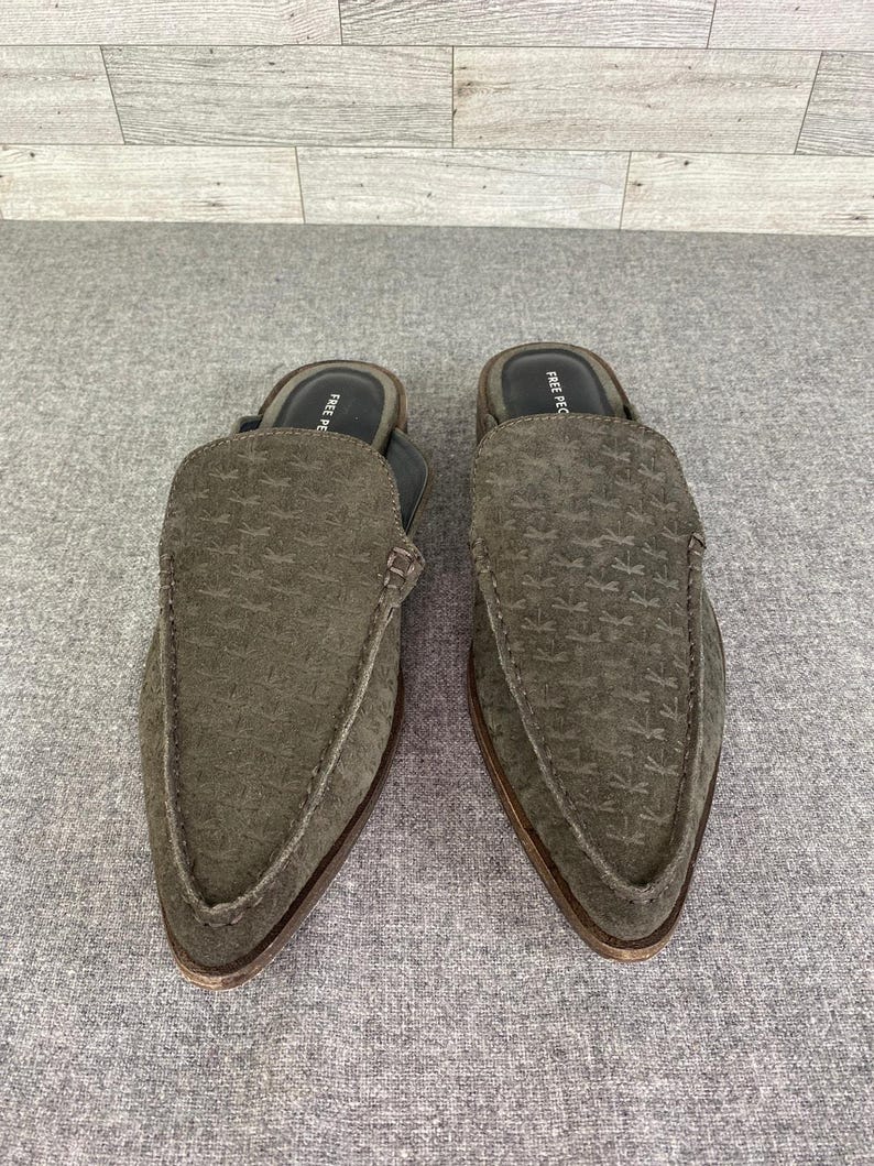 FREE PEOPLE Dragonfly Embossed Leather Loafers Brown Slip On Size 8.5 image 3