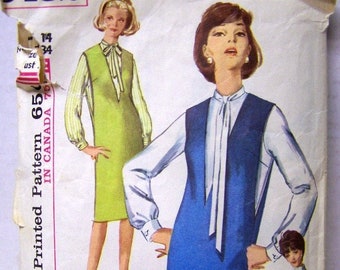 Vintage 60's V-Neck Jumper and Blouse Sewing Pattern Simplicity 5482 Miss's Size 14 Bust 34 Complete