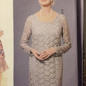 Pattern 9821 Misses' Tunic and Dress Sewing Pattern Vogue 9821 Size 8-12 Bust 30-34 ...