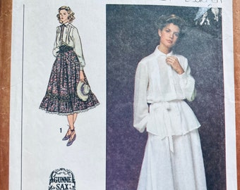 1970's Gunne Sax by Jessica Skirt in Two Lengths and Blouse Sewing Pattern Simplicity 8907 Junior Size 9  Bust 32  Uncut and Complete