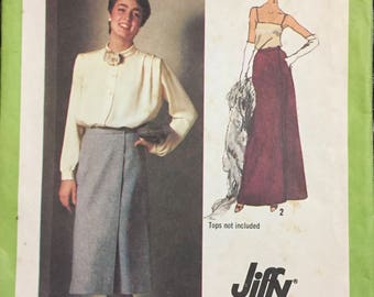 Misses' Jiffy Front Wrap Skirts Sewing Pattern Simplicity 9113 Size 12 Waist 26 inches Complete Uncut Vintage 70's