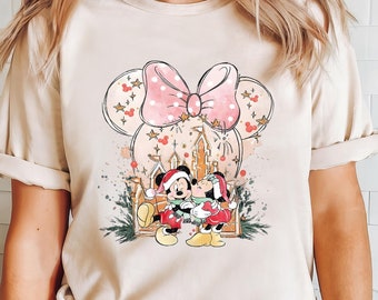 Camiseta navideña con orejas de Mickey rosa, camiseta navideña para parejas, camiseta infantil con castillo mágico, camiseta de Papá Noel con Mickey y Minnie, camiseta de viaje navideño de Disney