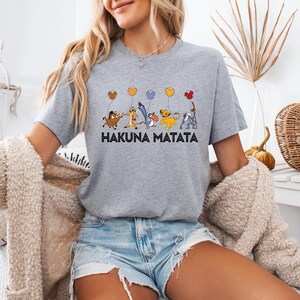 Hakuna Matata with Disney Balloons Shirt, Animal Kingdom Shirt, Lion King Shirt, Kids Best Friends Shirt, Women Disneyland Shirt, Baby Tee bild 7
