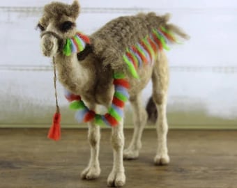 New KIT *** CAIRO the CAMEL Needle Felting Kit, Needle Felted Llama, Complete Felting Kit, Diy Animal Needle Felting Kit, Needle Felting