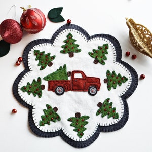 FARM FRESH CHRISTMAS Penny Rug Kit, Wool Felt Applique, Felt Crafts, Christmas Candle Mat Embroidery Kit, Holiday Crafts Red Truck Christmas