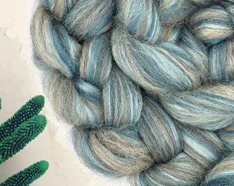 SEASWIRL Shetland Wool Tussah Silk Blended Roving, Felting Spinning Weaving