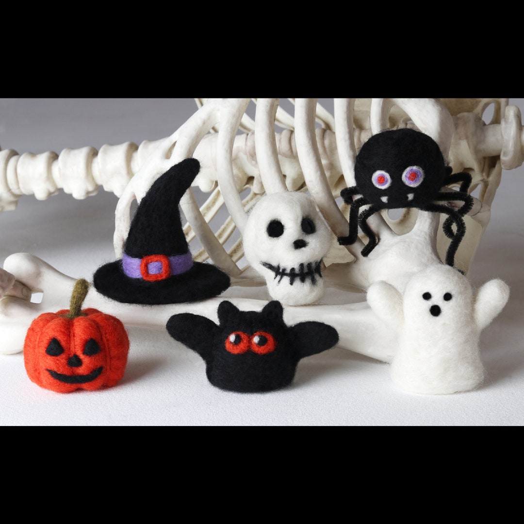 HALLOWEEN, Needle Felting Kit, Home Decor, DIY Kit, Felting Kit
