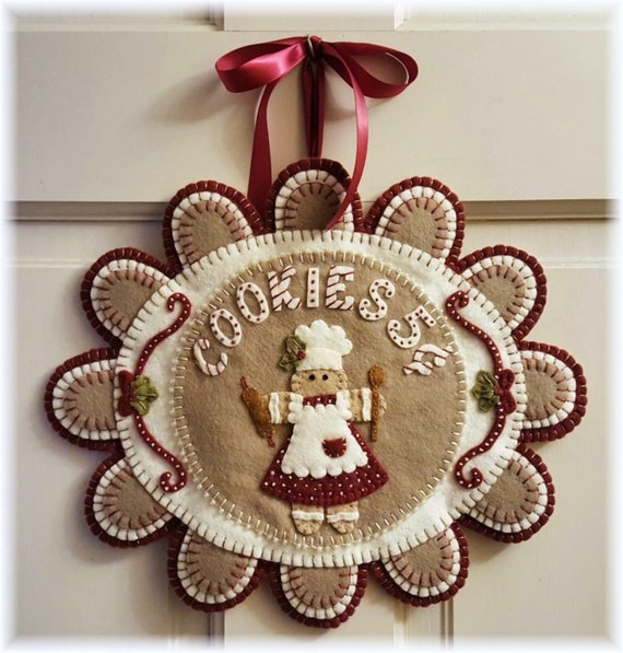 Candle Mat Kit Penny Rug Wool Felt Applique Gingerbread Etsy