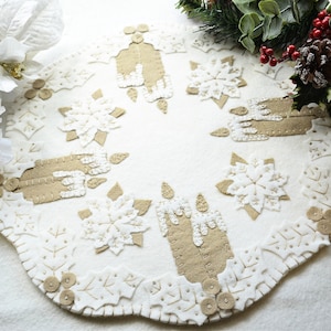 WHITE CHRISTMAS All Inclusive Candle Mat Kit, Wool Felt Craft Kit, Winter Felt Crafts, Wool Felt Kit, Wool Applique, Christmas Felt Crafts