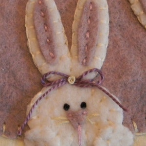 PEEKABOO BUNNIES Spring Bunnies Candle Mat Embroidery Kit, Penny Rug Kit, Bunny Wool Applique Felt Kit, Wool Felt Kit, Merino Candle Mat Kit image 8