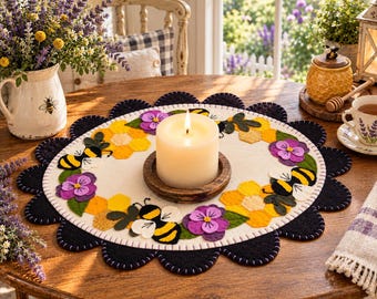 DIGITAL Pattern SWEET HONEYCOMB Penny Rug, Wool Felt Applique
