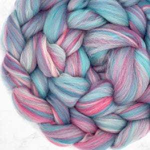 2 ozs &quot;MERMAID&#39;S TAIL&quot;  Wool Roving, Merino Blended Roving, Felting, Spinning, Weaving, Wool Arm Knitting, Felting Supplies Art Blend