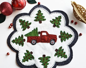 PAPER Pattern Farm Fresh Christmas, Penny Rug, Applique Pattern, Christmas Pattern, Wool Felt, Pattern Red Truck Pattern, Embroidery Pattern