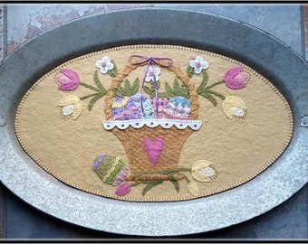 EASTER BLESSINGS Candle Mat Embroidery Kit, Penny Rug Kit, Wool Felt Applique Kit, Easter Basket Table Mat Kit, Merino Wool Felt Candle Mat